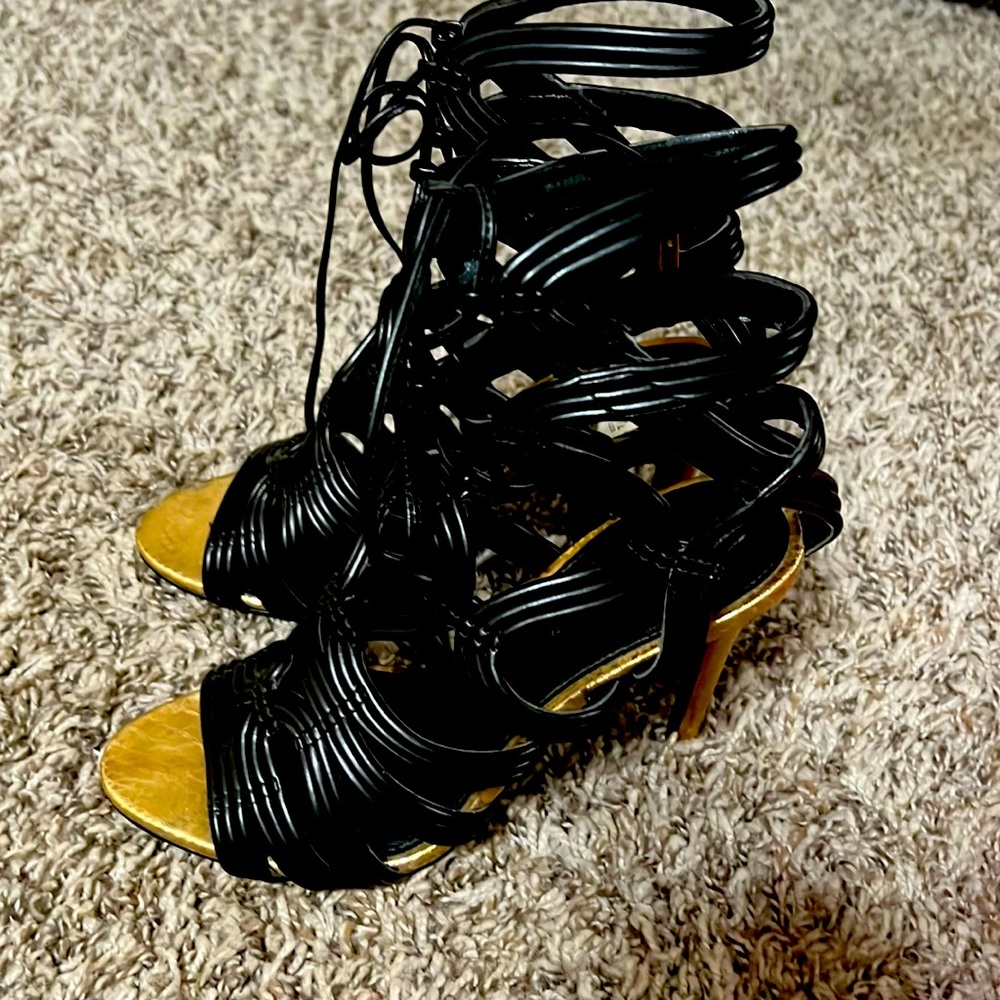 BCBG heels